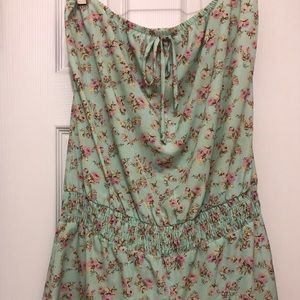 Mint Floral Romper. Super Cute.